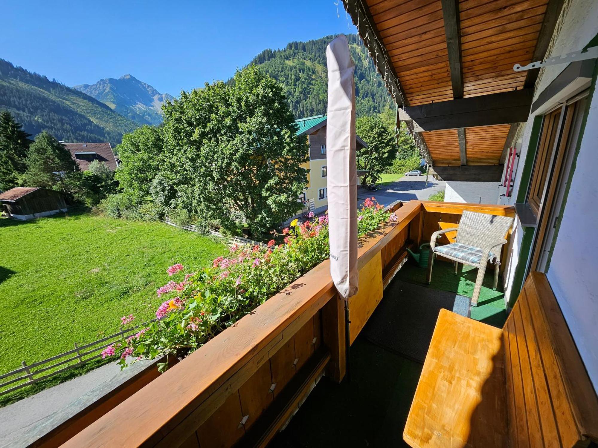 Am Muehlbach - Ferienwohnungen Luttinger Bichlbach Exterior photo